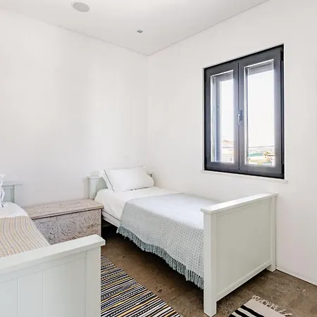 Bica Vista ゲストハウス ロウリニャン