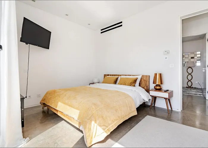 Bica Vista Guest house Lourinha (Lisbon)